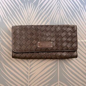 Michae Kors basket weave leather clutch